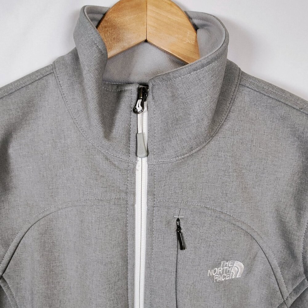The North Face Women's‎ Medium Gray Windwall Fulll Zipper Jacket - Picture 2 of 13